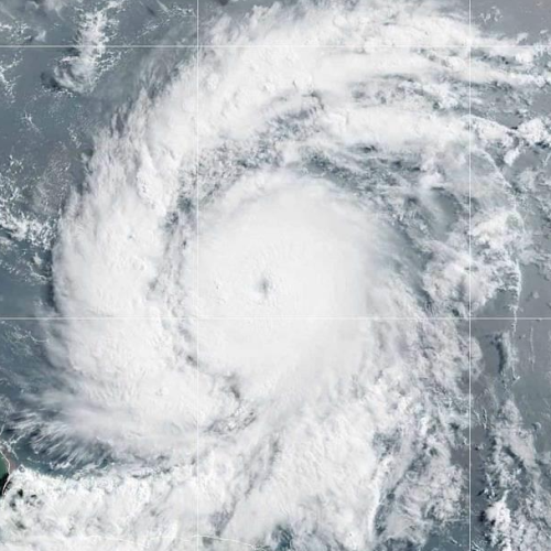 Amenaza huracán Beryl al territorio mexicano